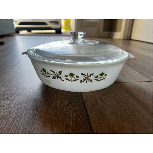 Anchor Hocking Vintage 2 Quart Fire King Casserole Serving Dish Milk White - Picture 3 of 10